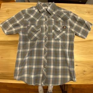 Medium Dickies Short Sleeve Button Down
